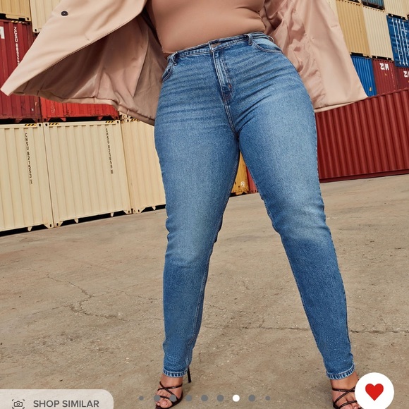 I Got It From My Mama Jeans / medium blue / from fashion Nova / - Picture 6 of 7